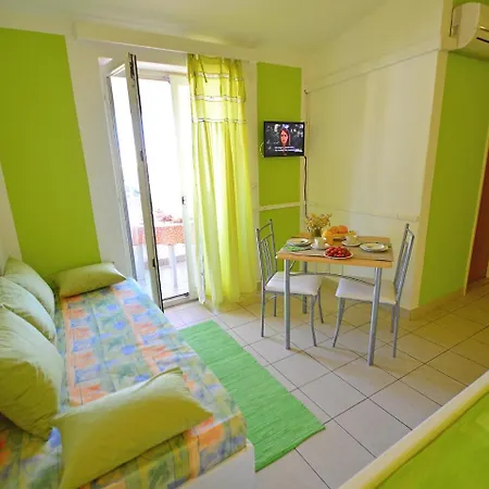 Διαμέρισμα Karlo.3 *